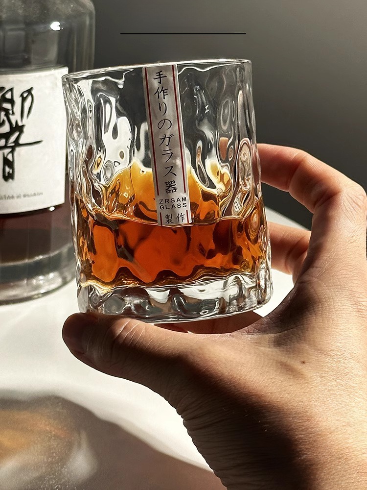 Copo de Vidro Vietnamita Artes - Wine Whiskey Beer avaliação e preço